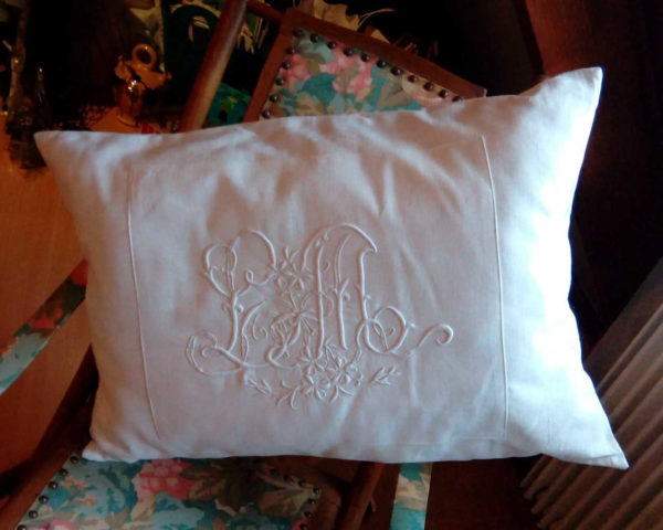 COUSSIN "COUSU DE FIL BLANC" – Image 4